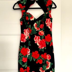 Sexy Guess dress (like Rouje) perfect for night outs. Size 4
